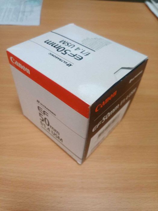 Об'єктив Canon EF 50mm f/1.4 USM Японія