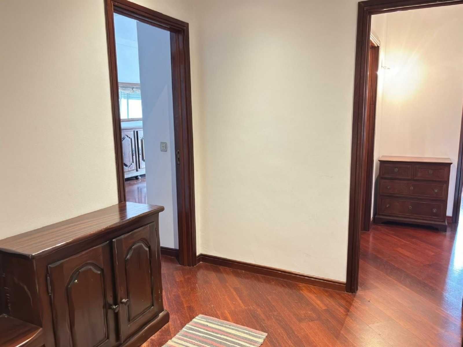Quarto Individual - Entrada Imediata – Apartamento T3 centro de Aveiro