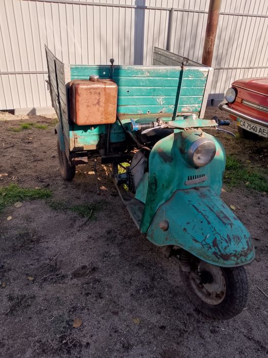 Продам Муравей на ходу з документами