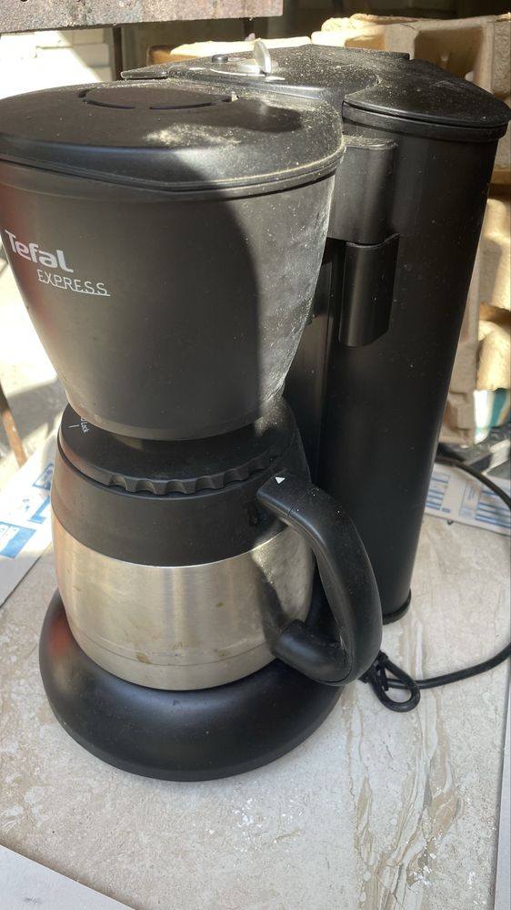 Продам кофеварку Tefal