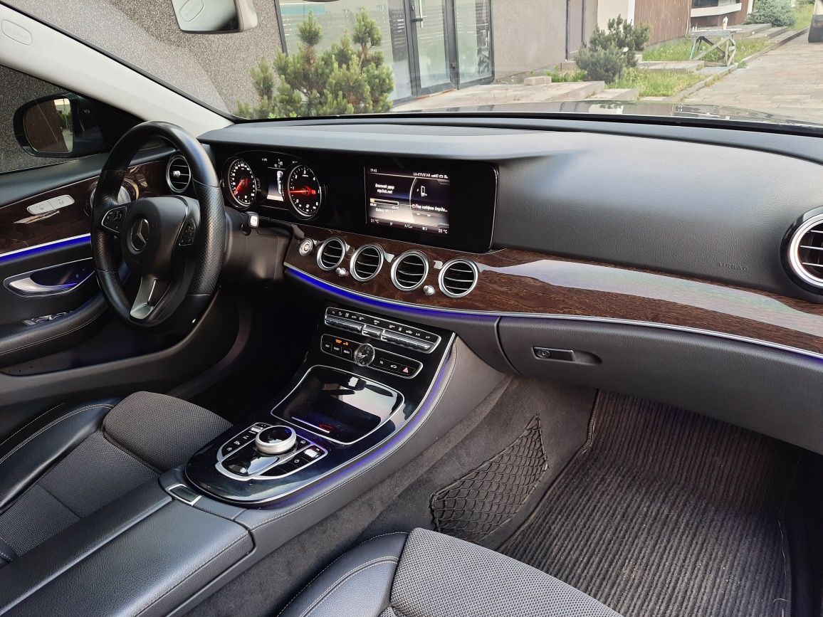 Продаж Mercedes-Benz E-Class 220d 2017 рік