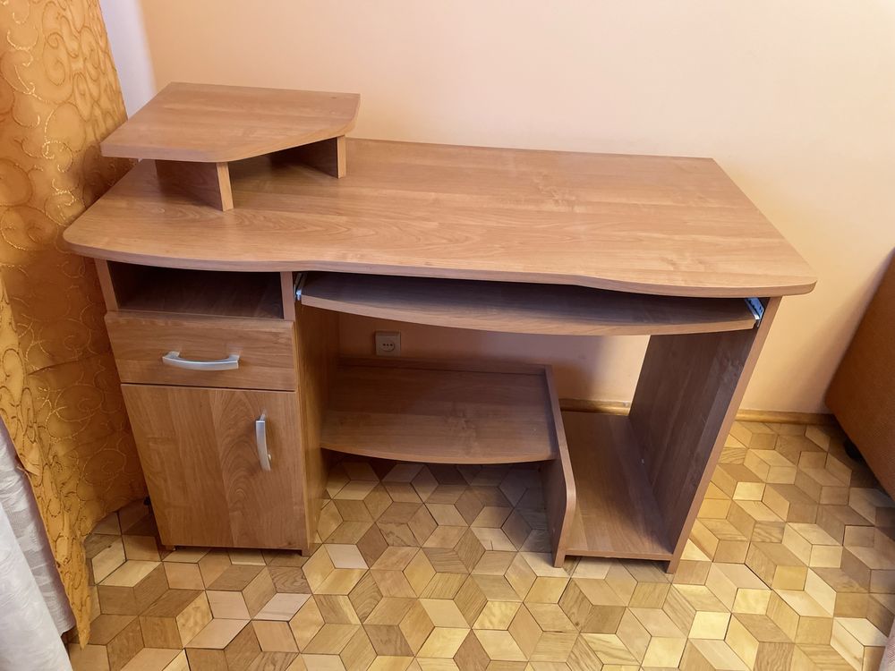 Biurko z szufladą i wysuwanym blatem