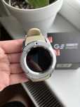Biały srebrny zegarek smartwatch Garett G11