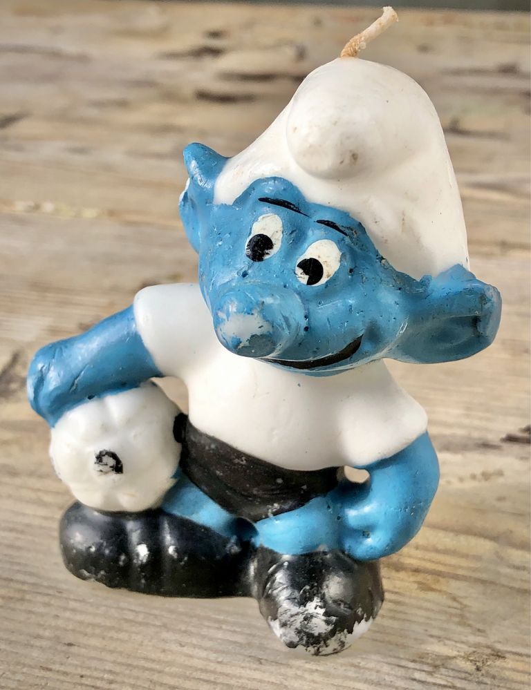Stara NOWA świeczka SMERF piłkarz futbol retro piłka nożna figurka vtg