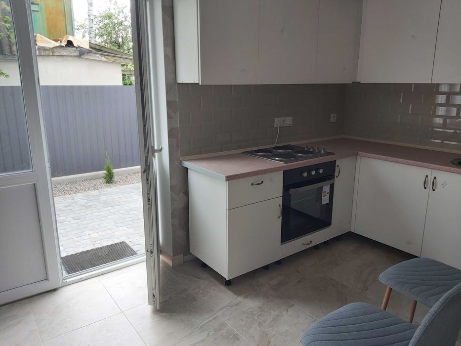 Ціну знижено!Супер пропозиція!Оренда будинка,метро Славутич 5хвилин!