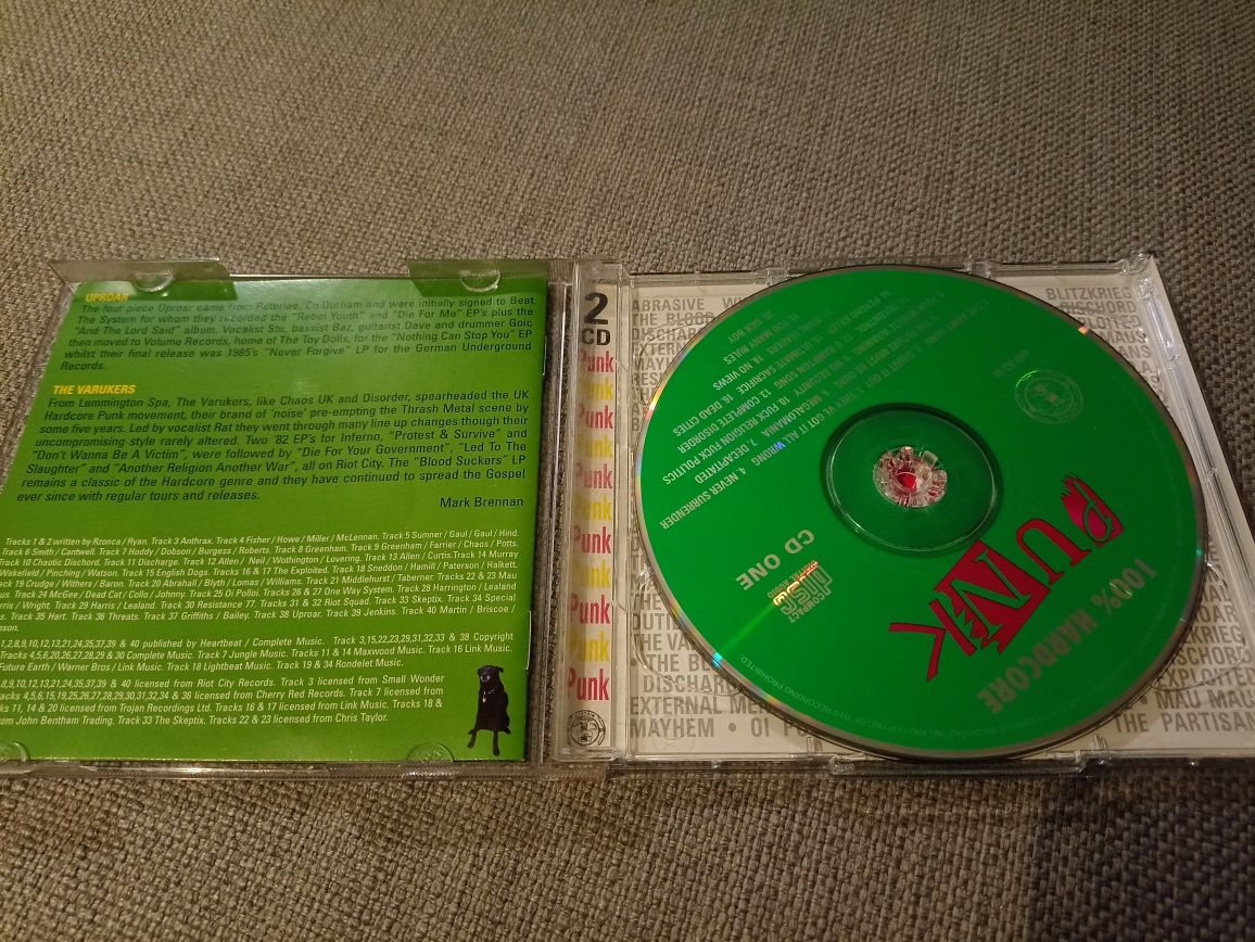 100% Hard Core Punk 2cd - Captain Oi