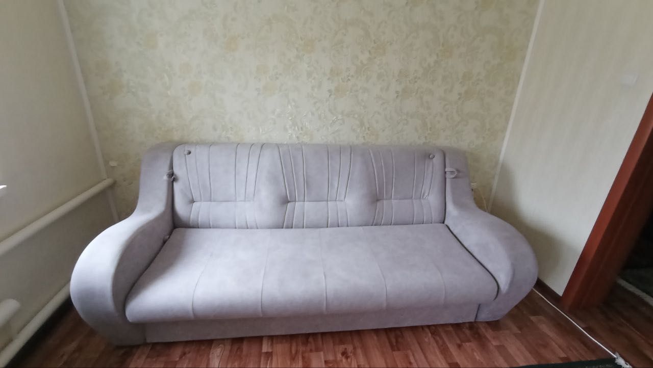 Продам диван (розкладний) б/у