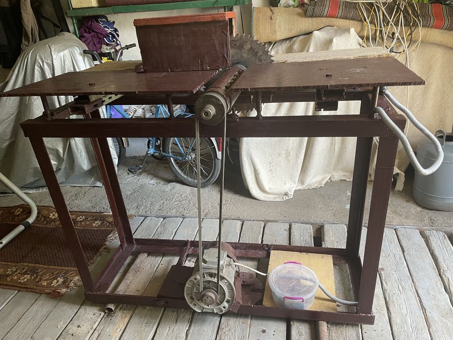 Деревообробний станок