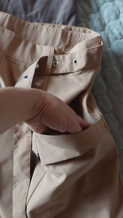 Długa spódnica zapinana na zamek r.44