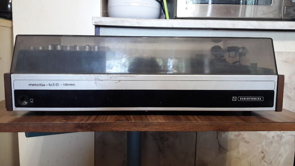 Проигрыватель Radiotehnika Melodija-103B-stereo