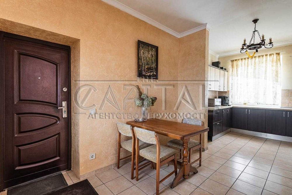 Шикарний будинок з ремонтом, каміном і гаражем у Борисполі 298 м, ГАЗ