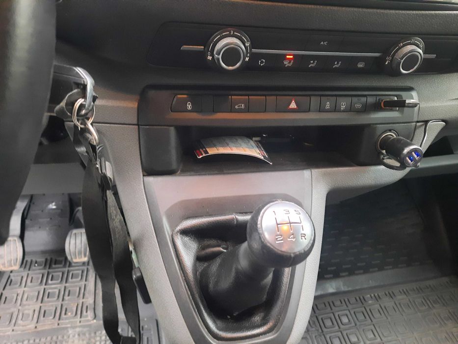 Продам авто Pegout 2018