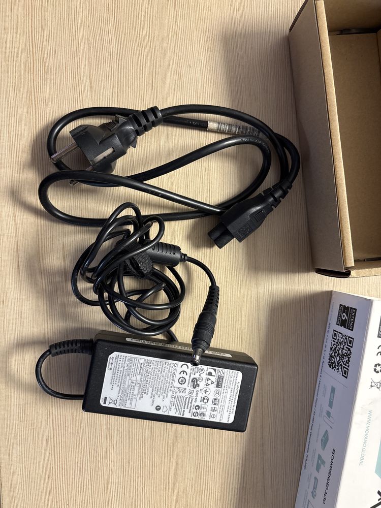 Zasilacz do laptopa 60W - okrągły wtyk