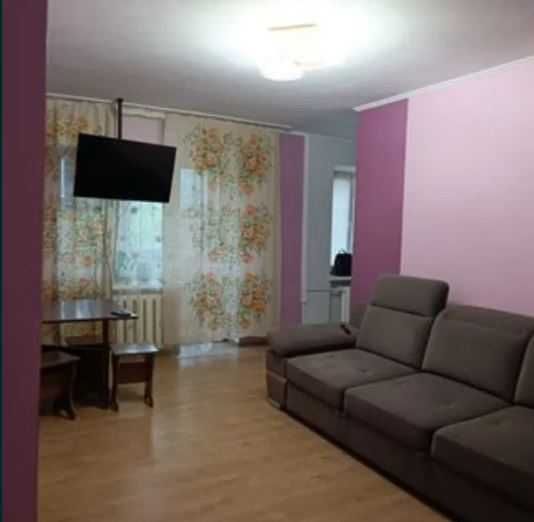 Продам 3-х кім картиру в Центрі