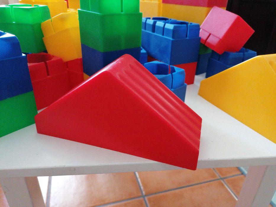 Jogo educativo cubos