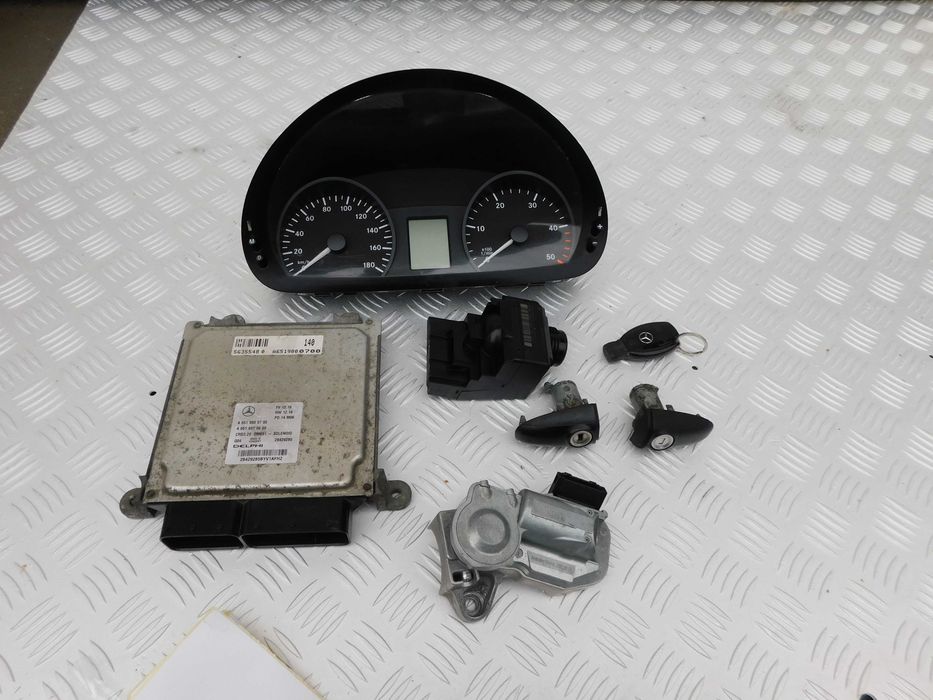 Sprinter 906 2.2 cdi 651 komputer stacyjka licznik zestaw start 0700