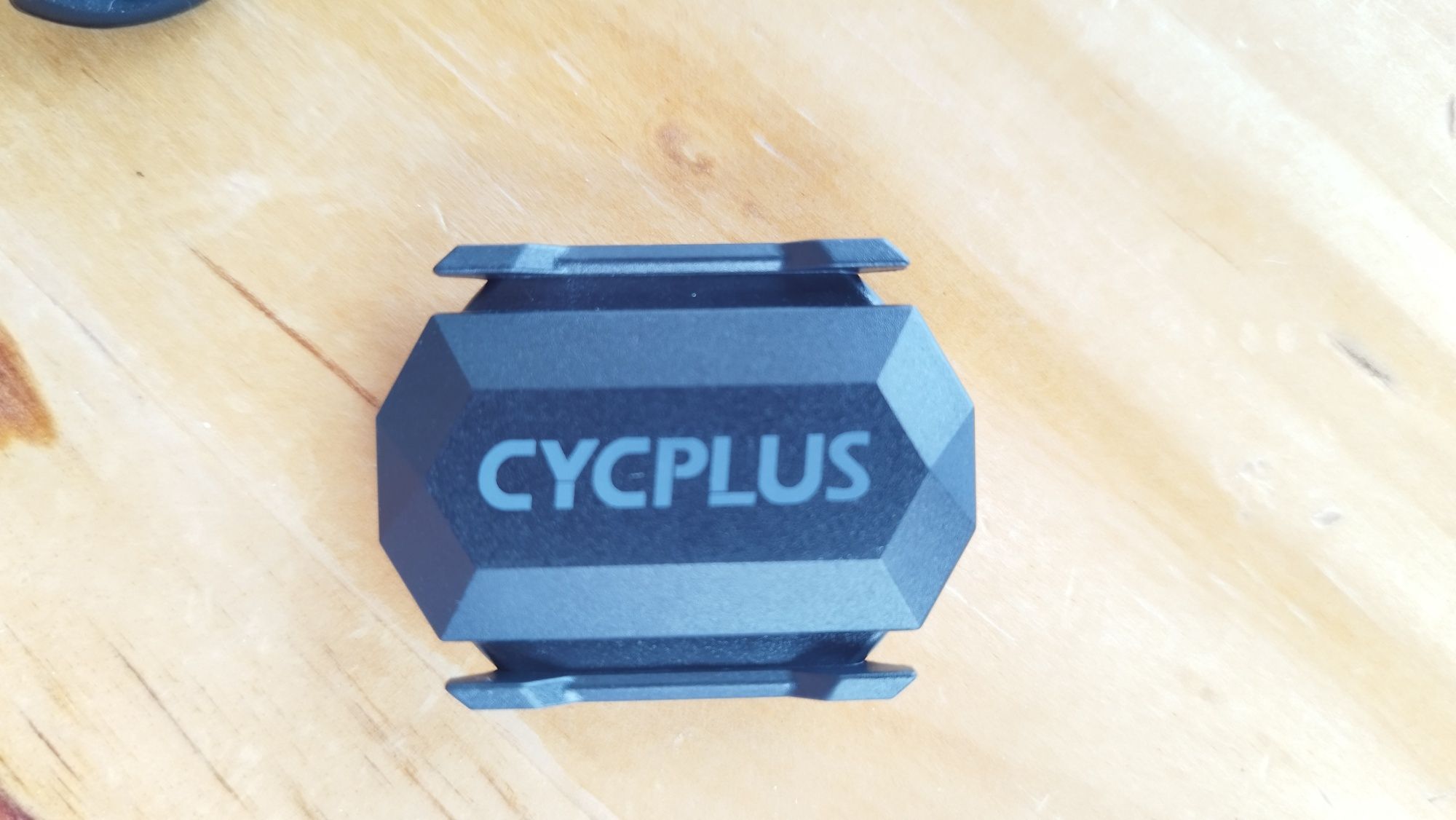 Cycplus C3 - sensor de velocidade e cadência com conexão Bluetooth v5