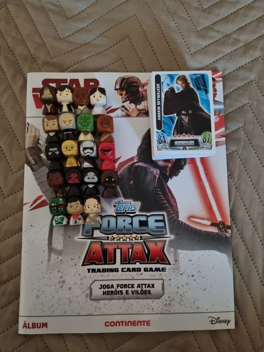 Coleção Star Wars Caderneta e Bustz