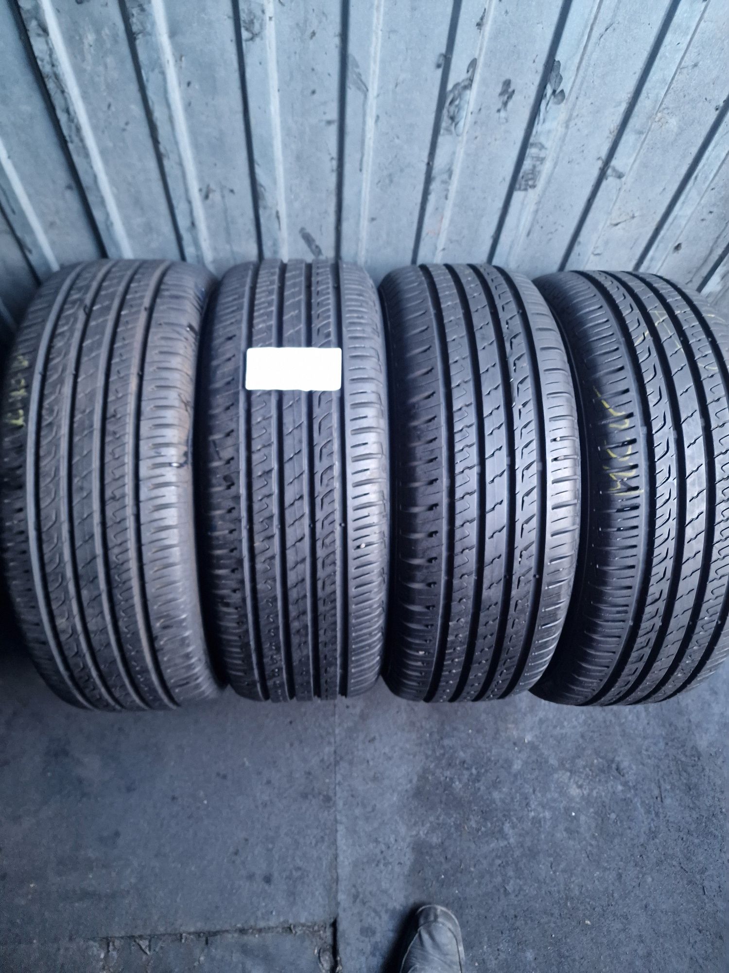 205/55/16 205/55R16 BARUM 2021 LATO