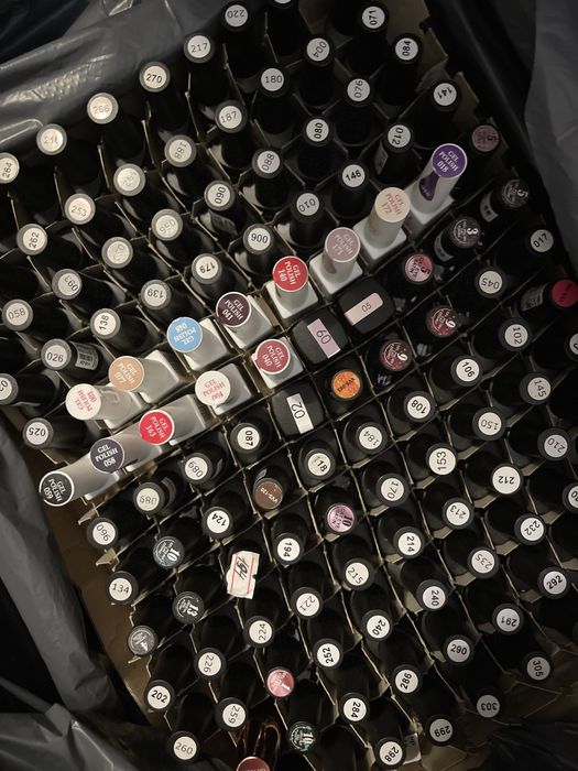 Гель-лак для манікюру