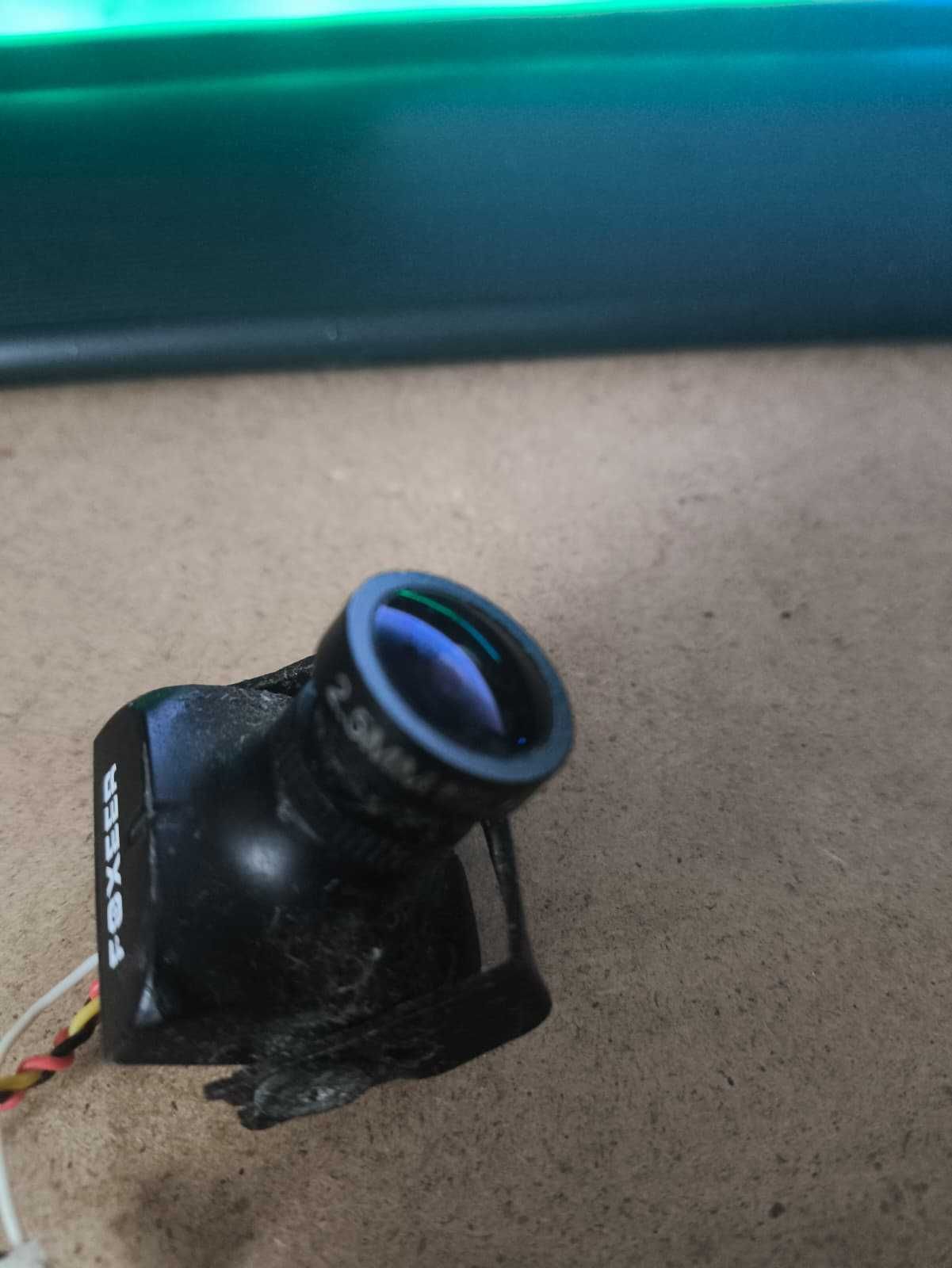 Foxeer HS1177 V2 600TVL CCD 2,5 mm / 2,8 mm PAL / NTSC Kamera Mini FPV