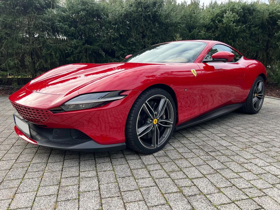 Ferrari Roma Ferrari Roma - bezwypadkowa, na gwarancji z darmowym serwisem.