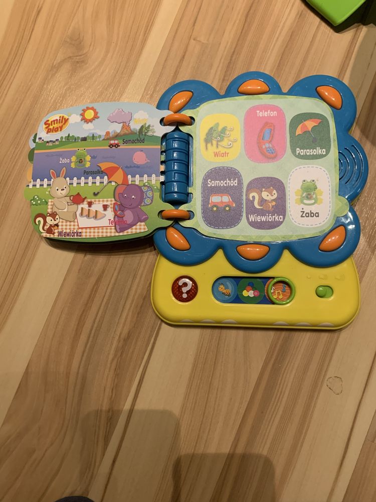 Stolik fisher price i grające lwie zagadki