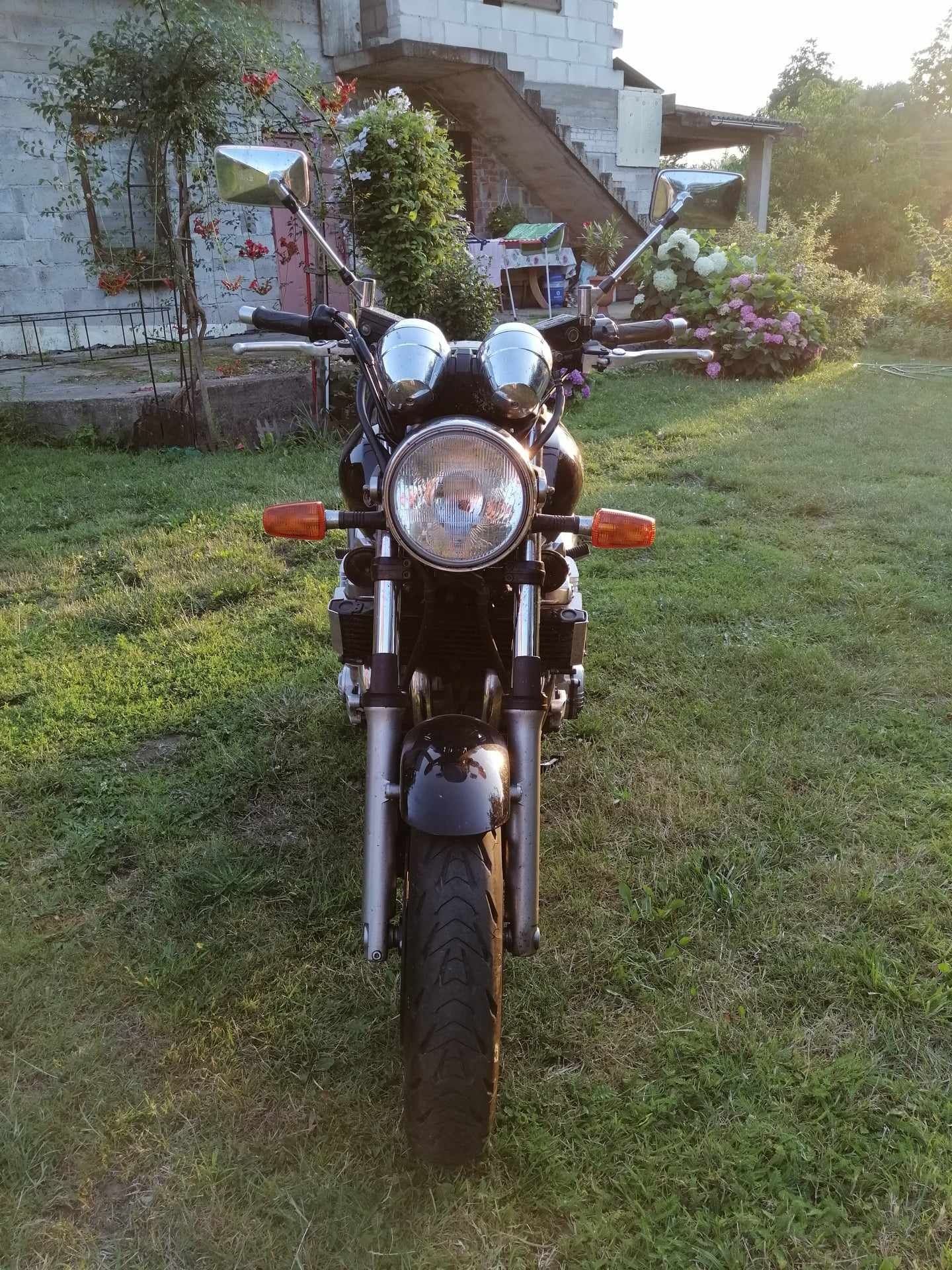 Yamaha xjr 1300,