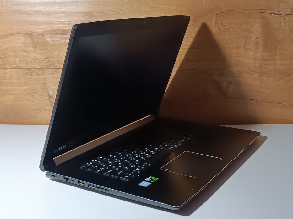 Потужний Ігровий Acer 17.5 FHD/ 6 ядер/Core i7/24 ОЗП/SSD+HDD/1050 GTX