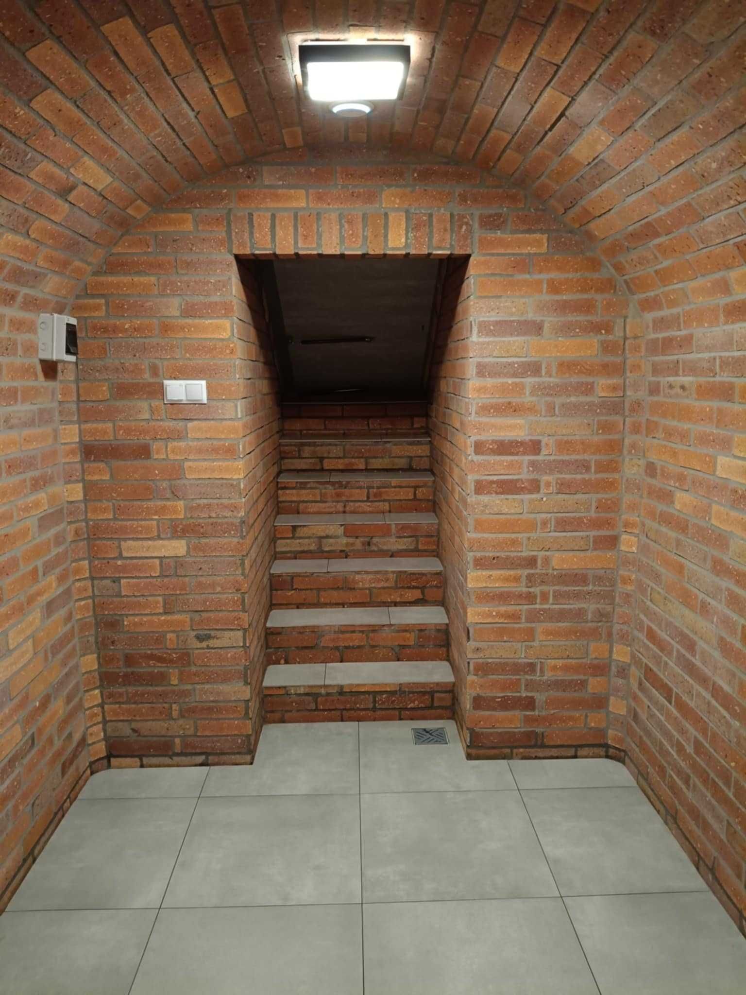 schron , piwniczka betonowa , ziemianka , piwnica , sauna ogrodowa