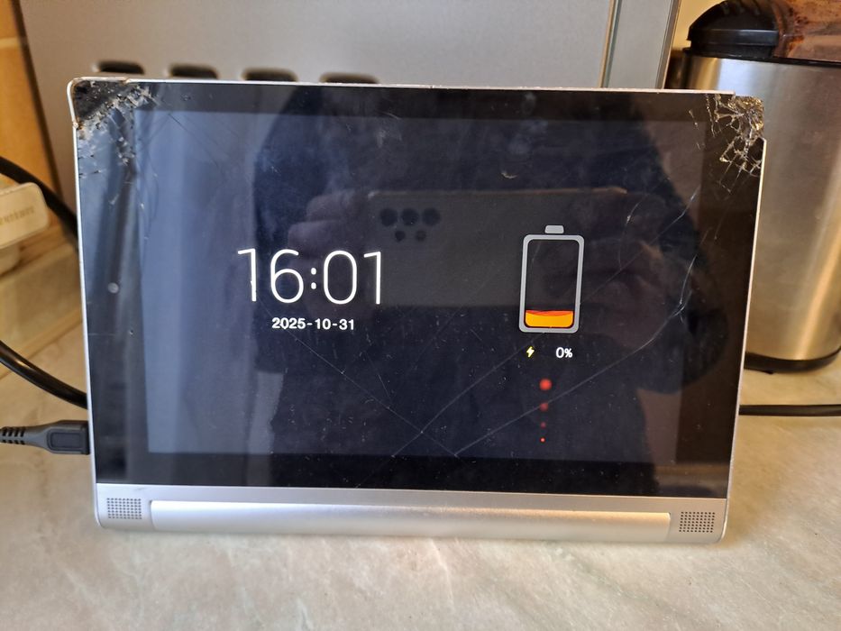 Lenovo yoga tablet 2 830l. Під ремонт