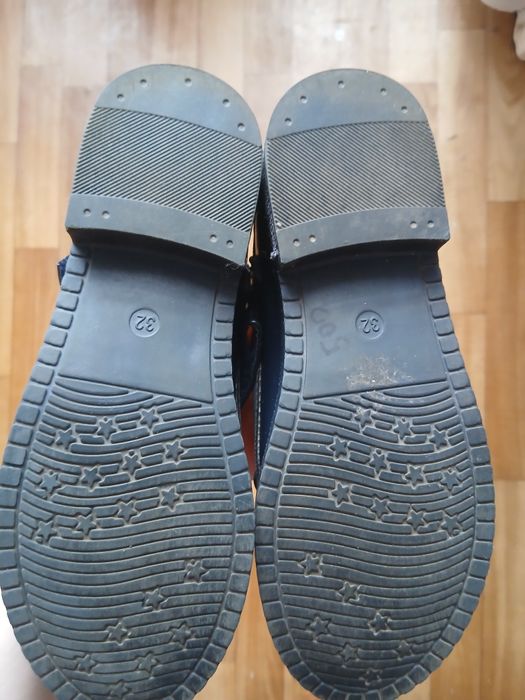 Туфлі шкільні на дівчинку