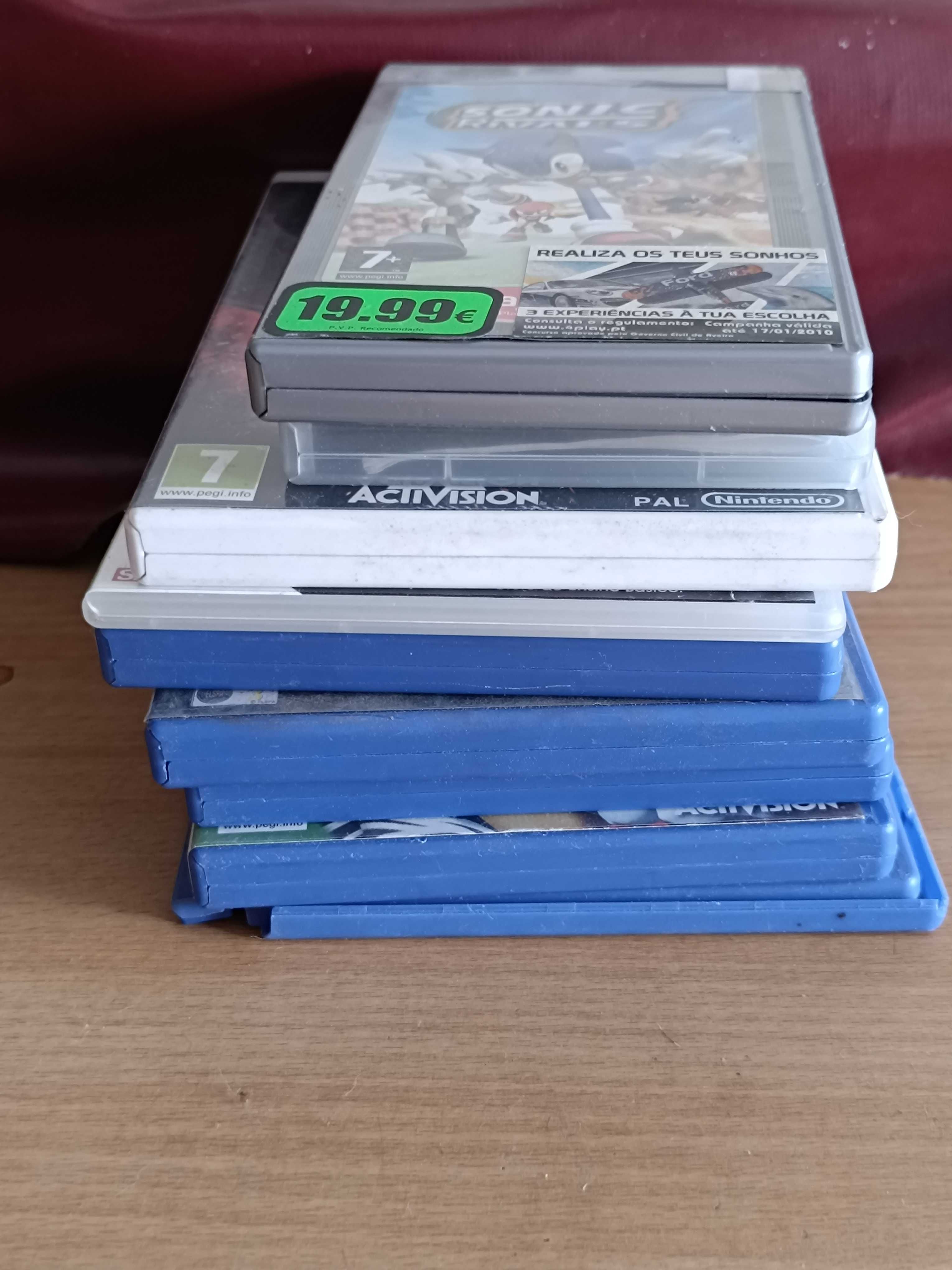 Videojogos e Caixas para Wii, PS2, PSP