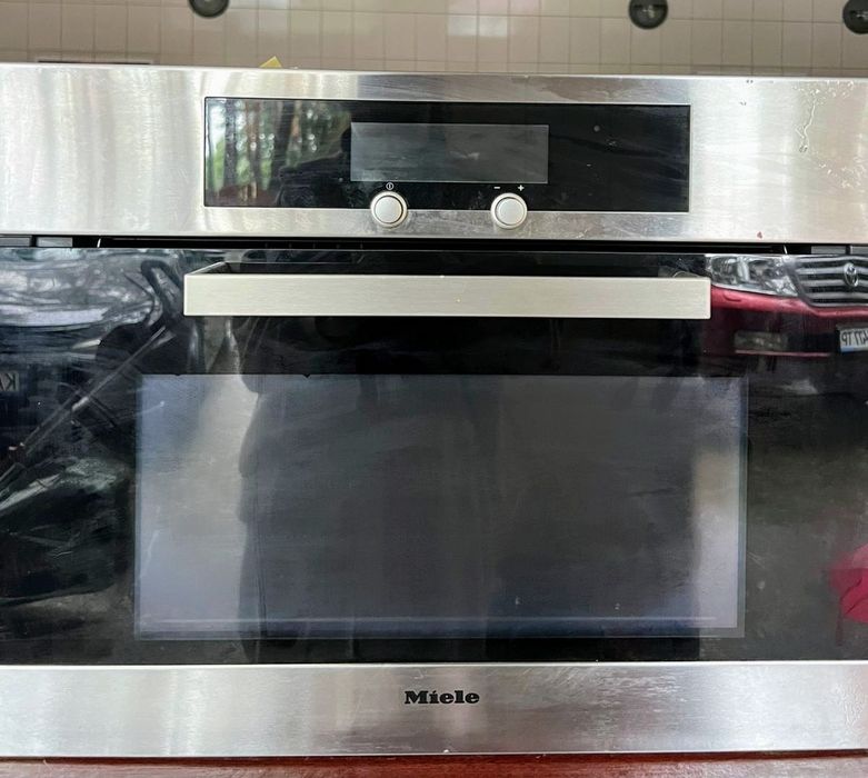 Духова шафа Miele