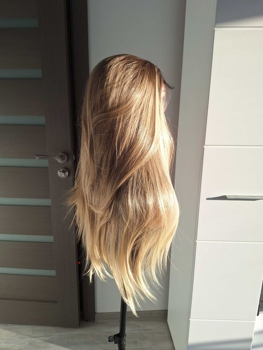 Długa prosta blond peruka shatush na siatce 1855