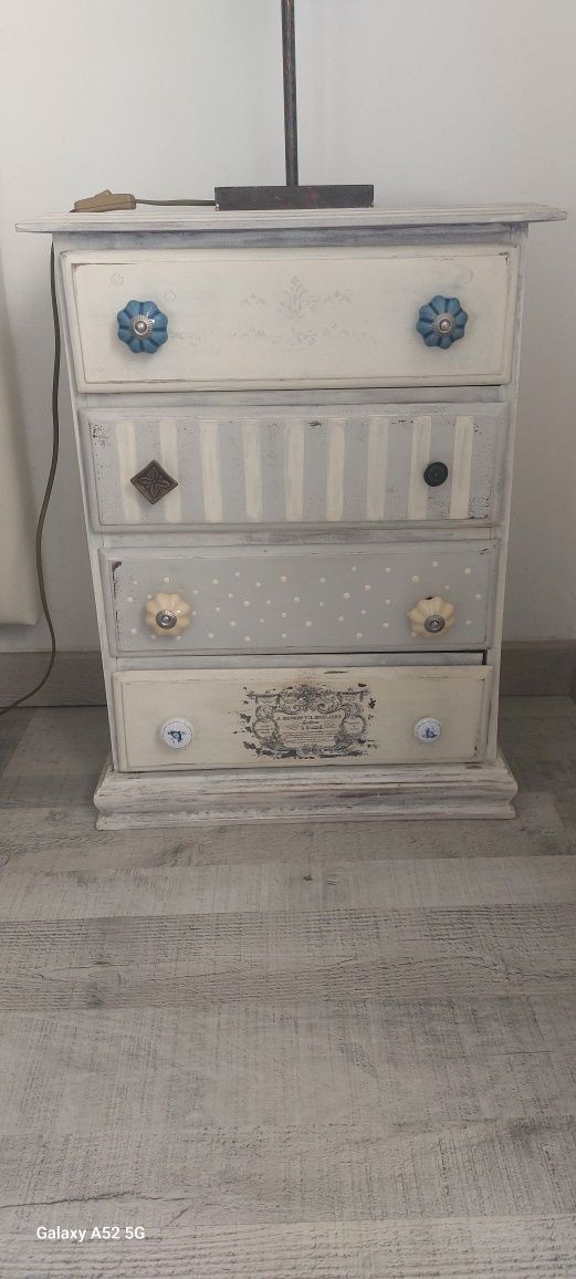 Mesa de Cabeceira