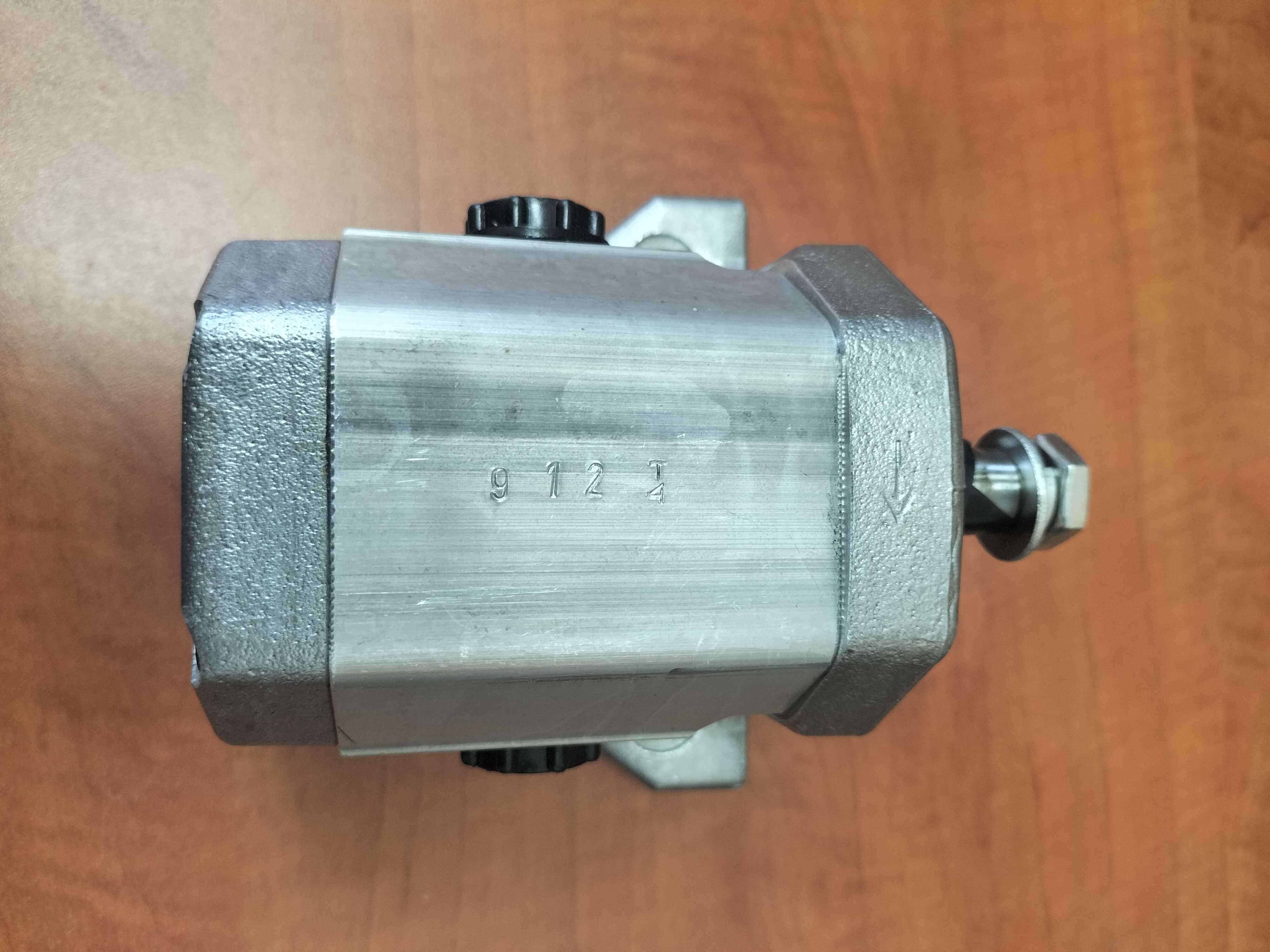 Pompa hydrauliczna,wzmacniana, Ursus 330