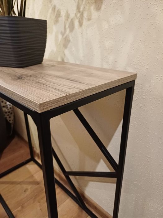 Konsola w stylu loft