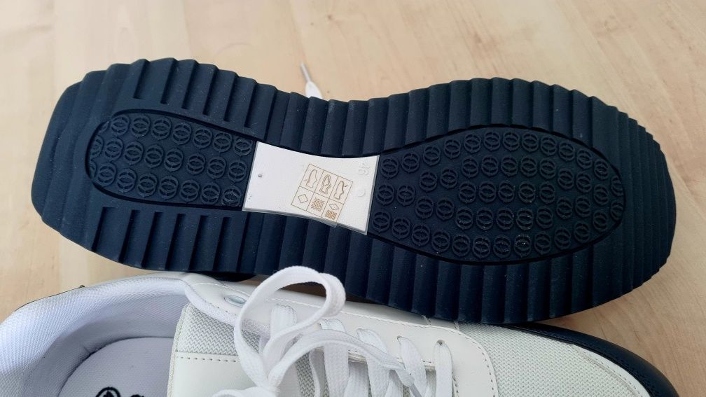 Adidasy, sneakersy męskie, trampki 46