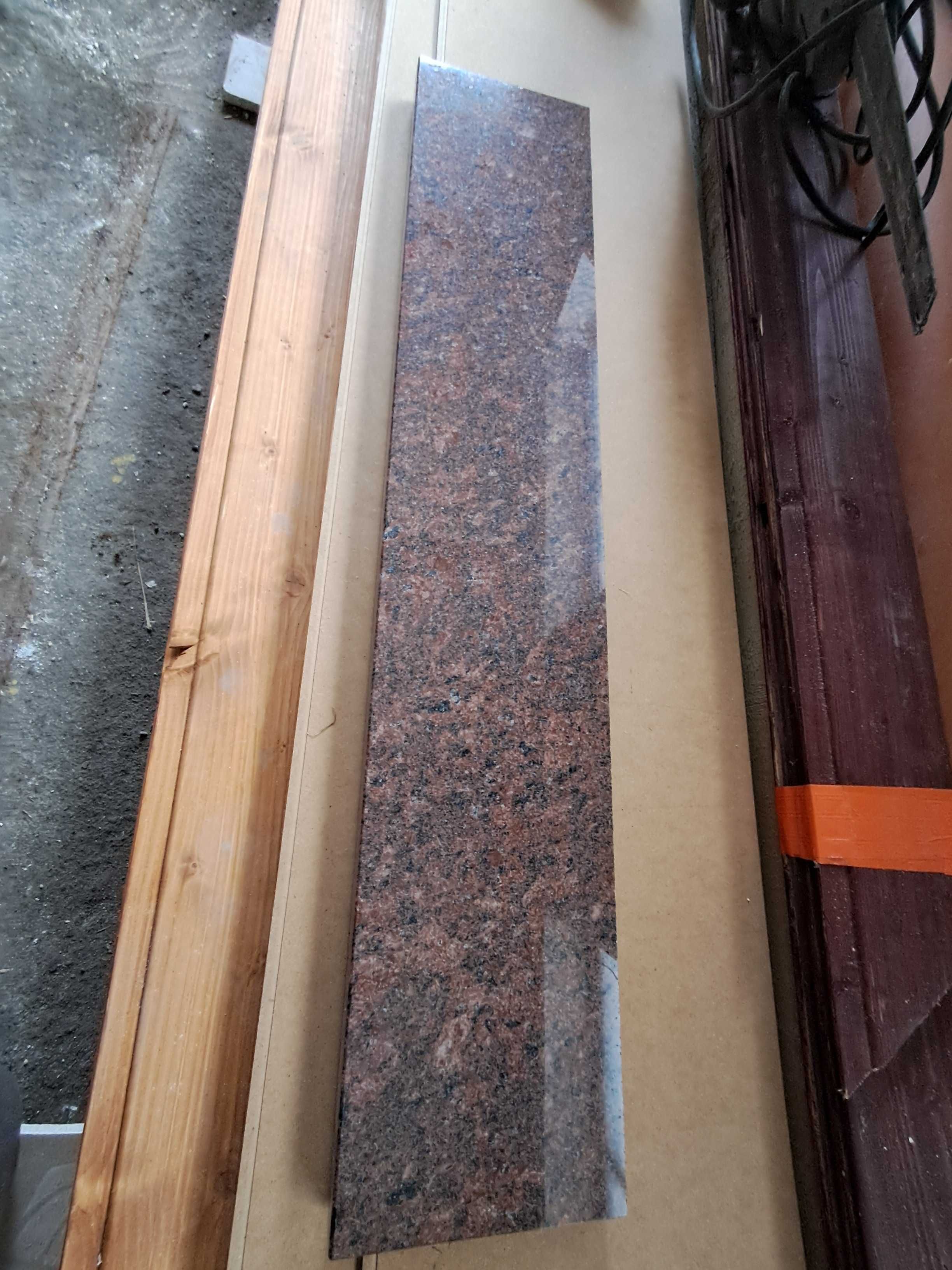 Parapet granitowy
