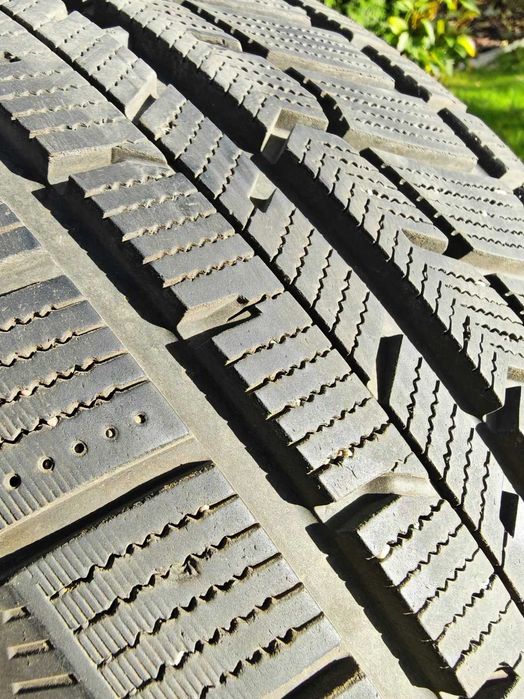 Austone Opony Zimowe Skadi SP-901 235/50 R19 103 V