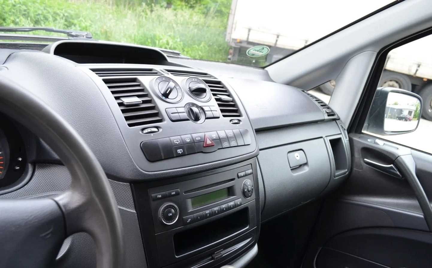 Mercedes Benz Vito
