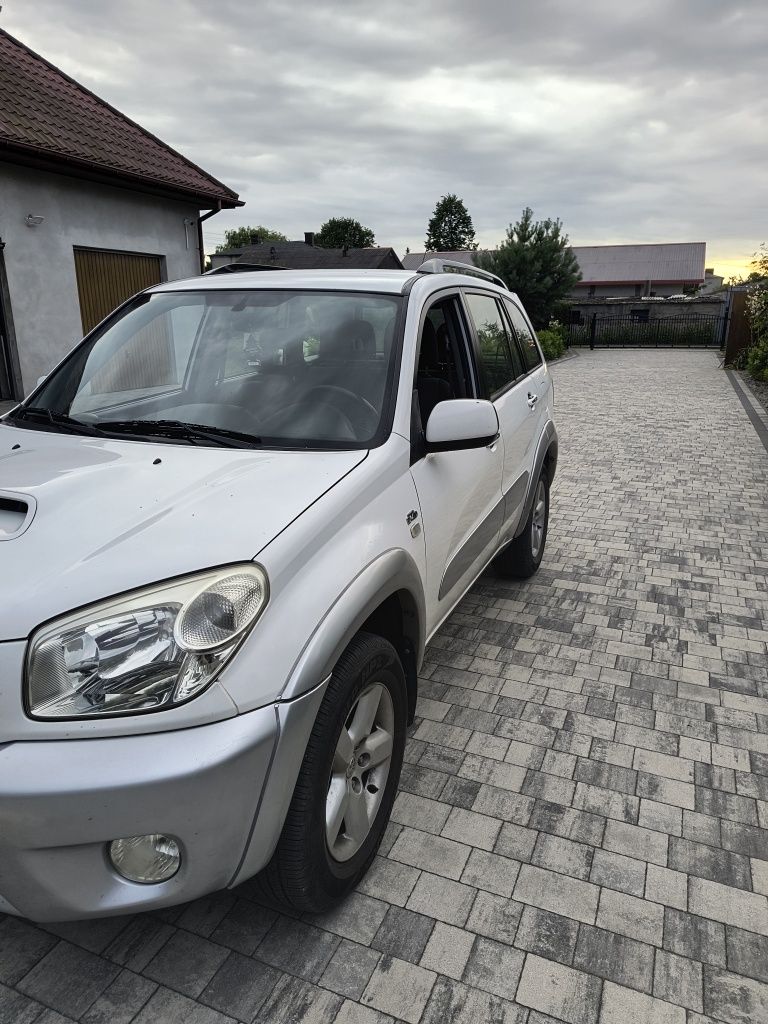 Sprzedam   Toyota RAV4