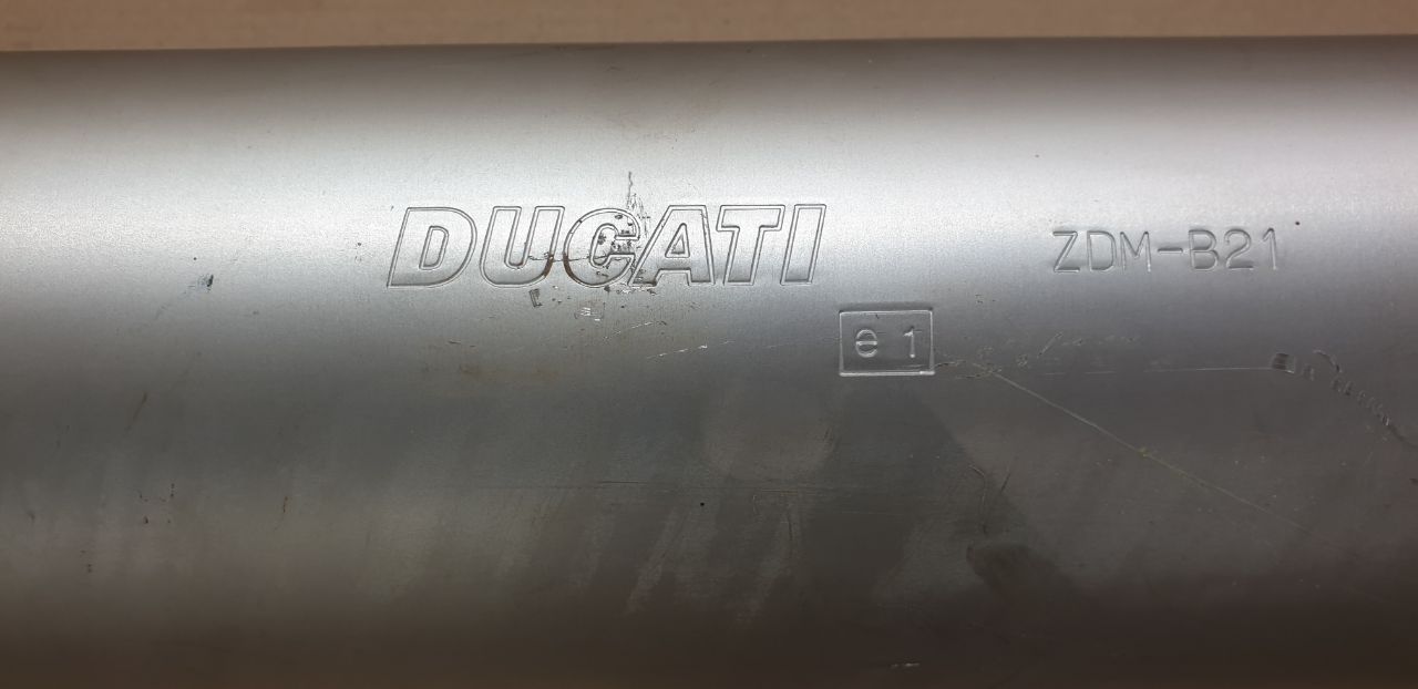 Вихлопні труби Ducati Monster