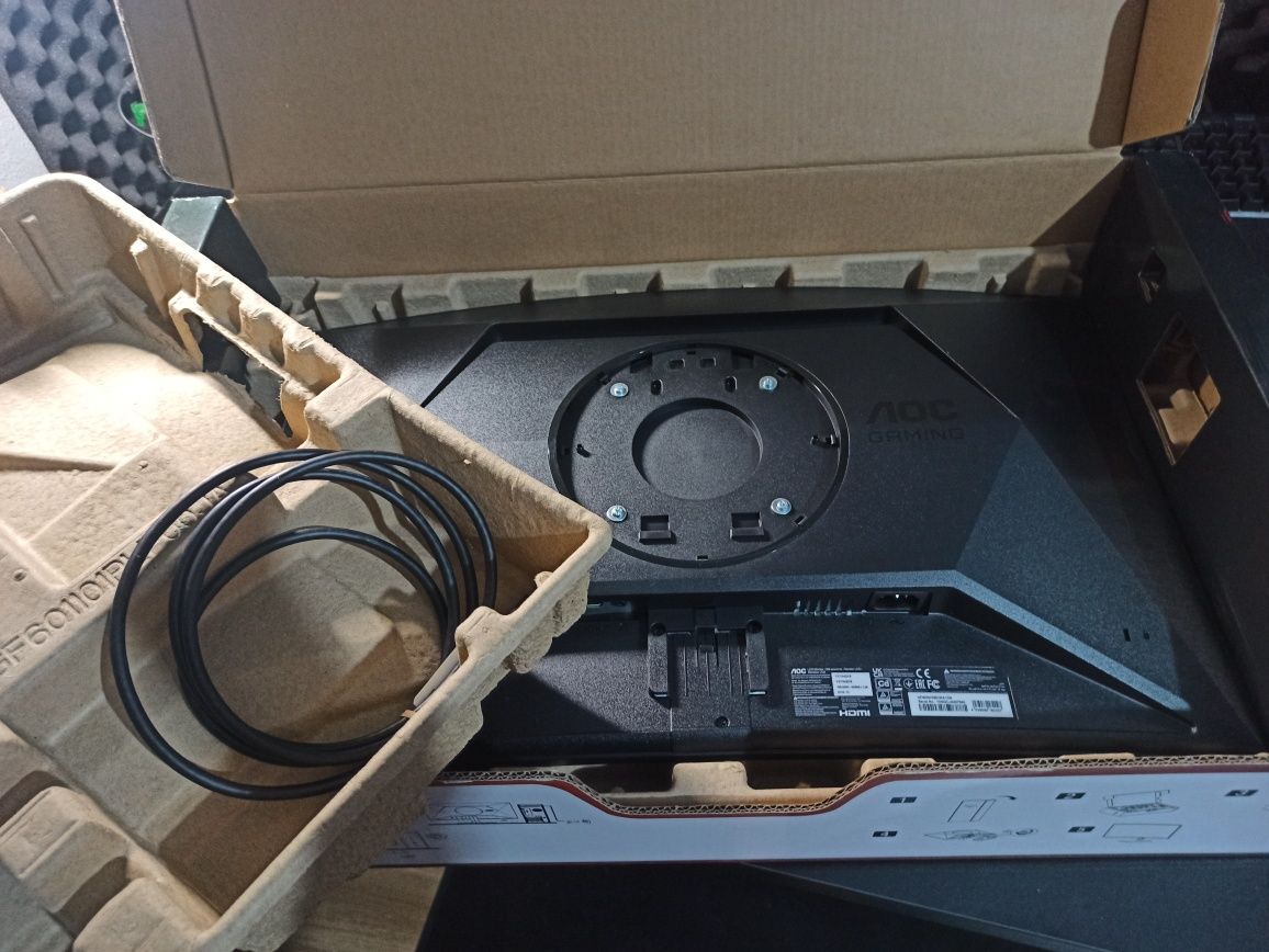 Monitor AOC C27G4ZXE 27" 280 Hz Curvo