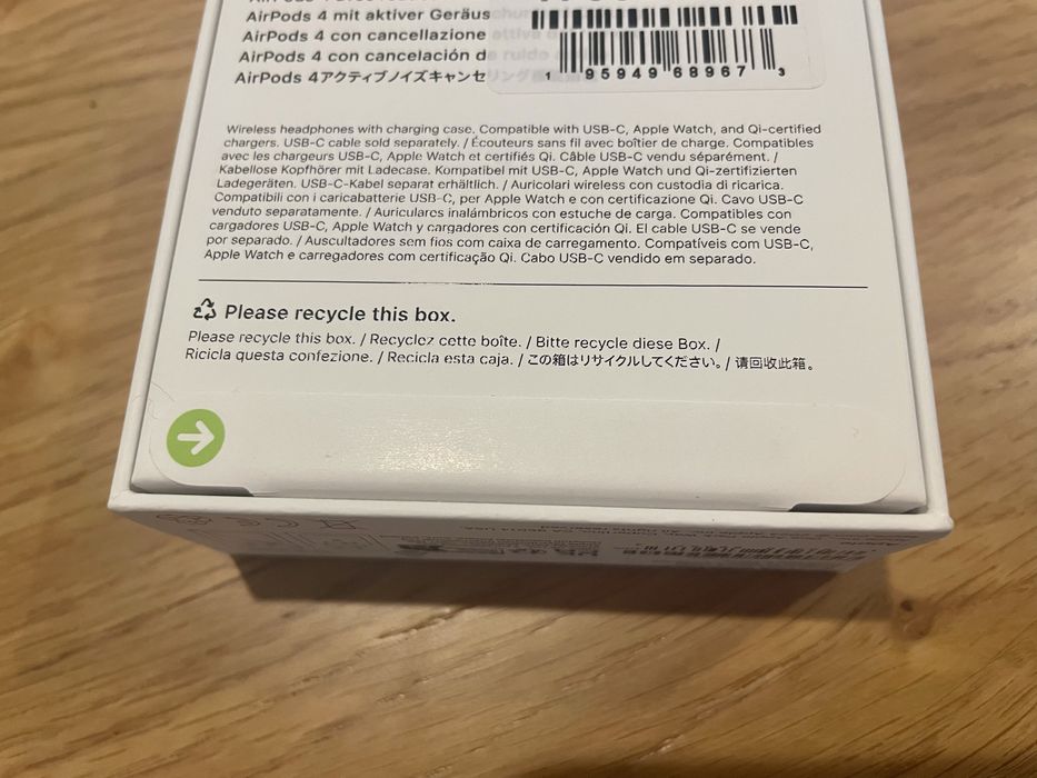 AirPods 4 Active Noise Cancellation