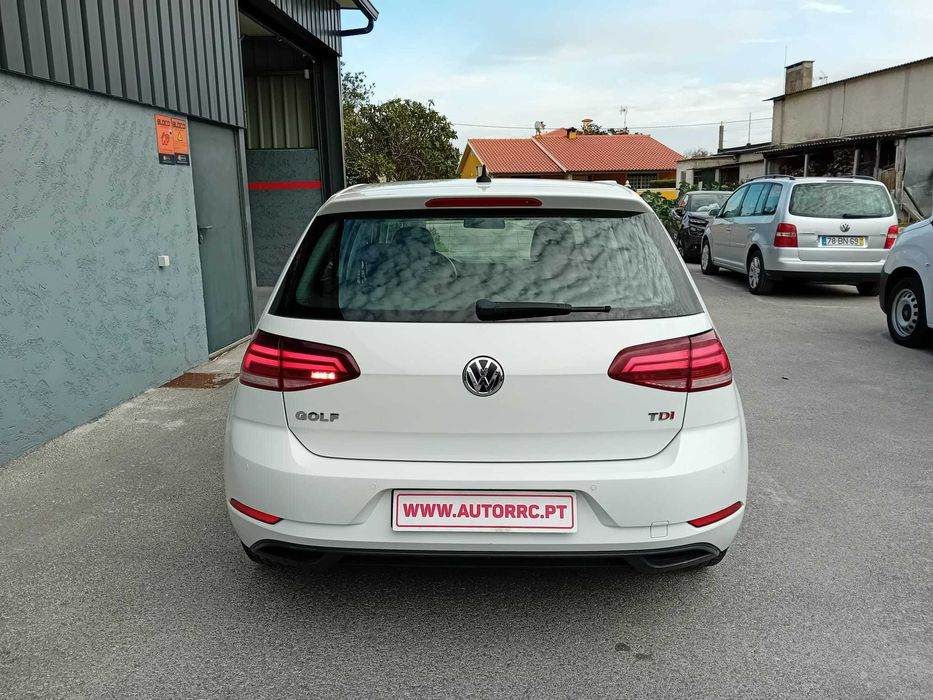 VW Golf VII 1.6 tdi - Nacional ( pequeno sinistro )
