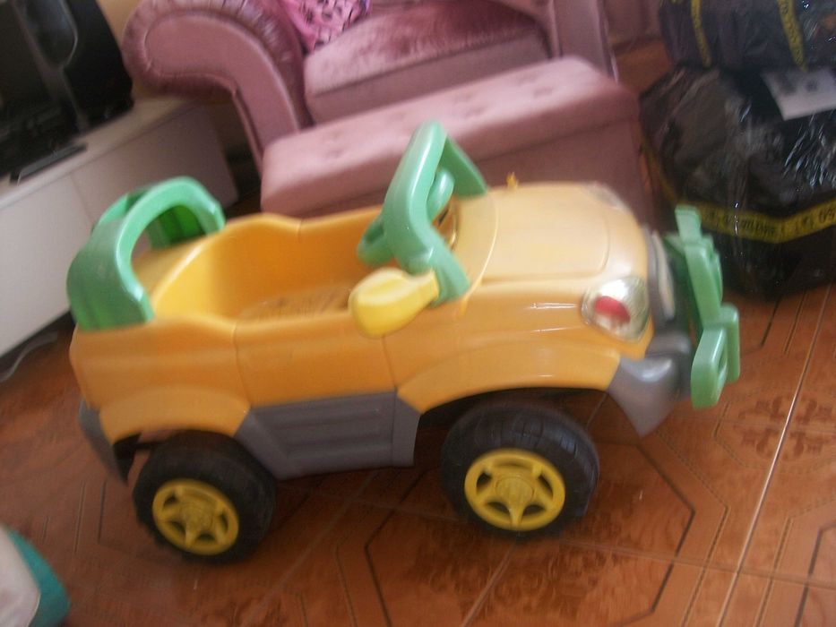 auto na akumulator różne kolory i rodzaje