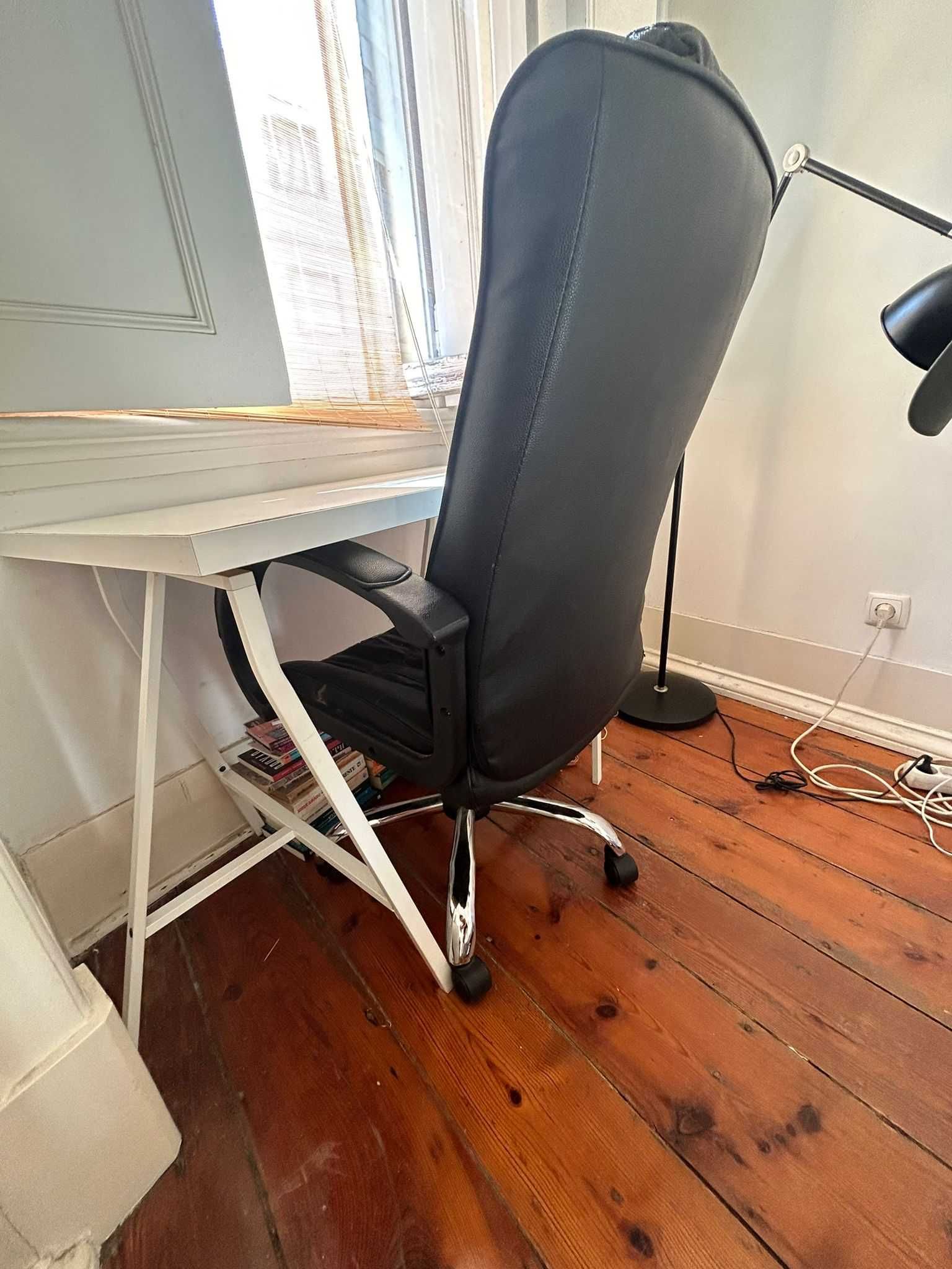 Cadeira gamer + mesa de trabalho
