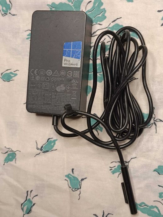 Блок живлення зарядне для планшета Microsoft Model 1625 12V 2.58A